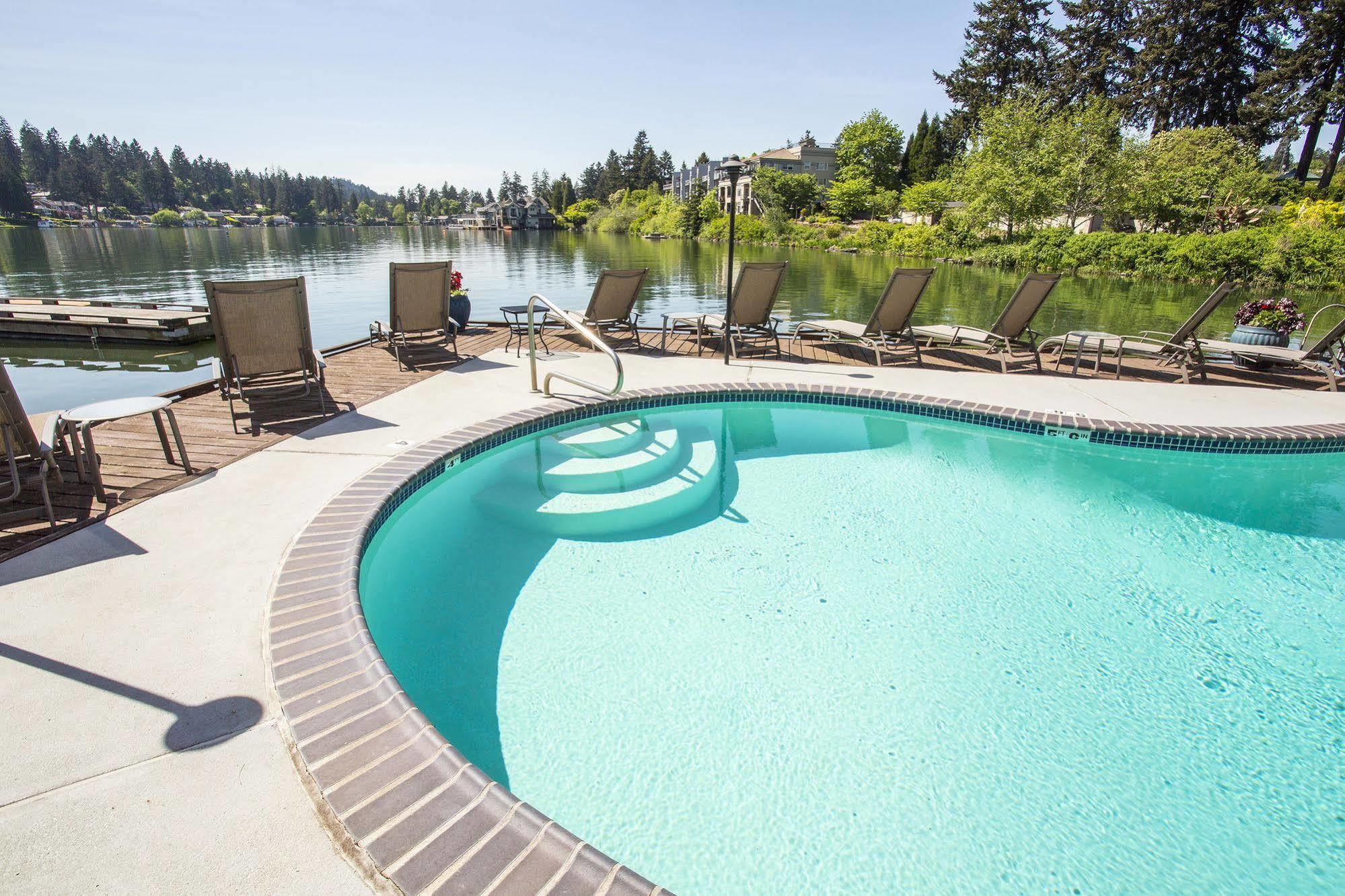 Lakeshore Inn Lake Oswego Εξωτερικό φωτογραφία